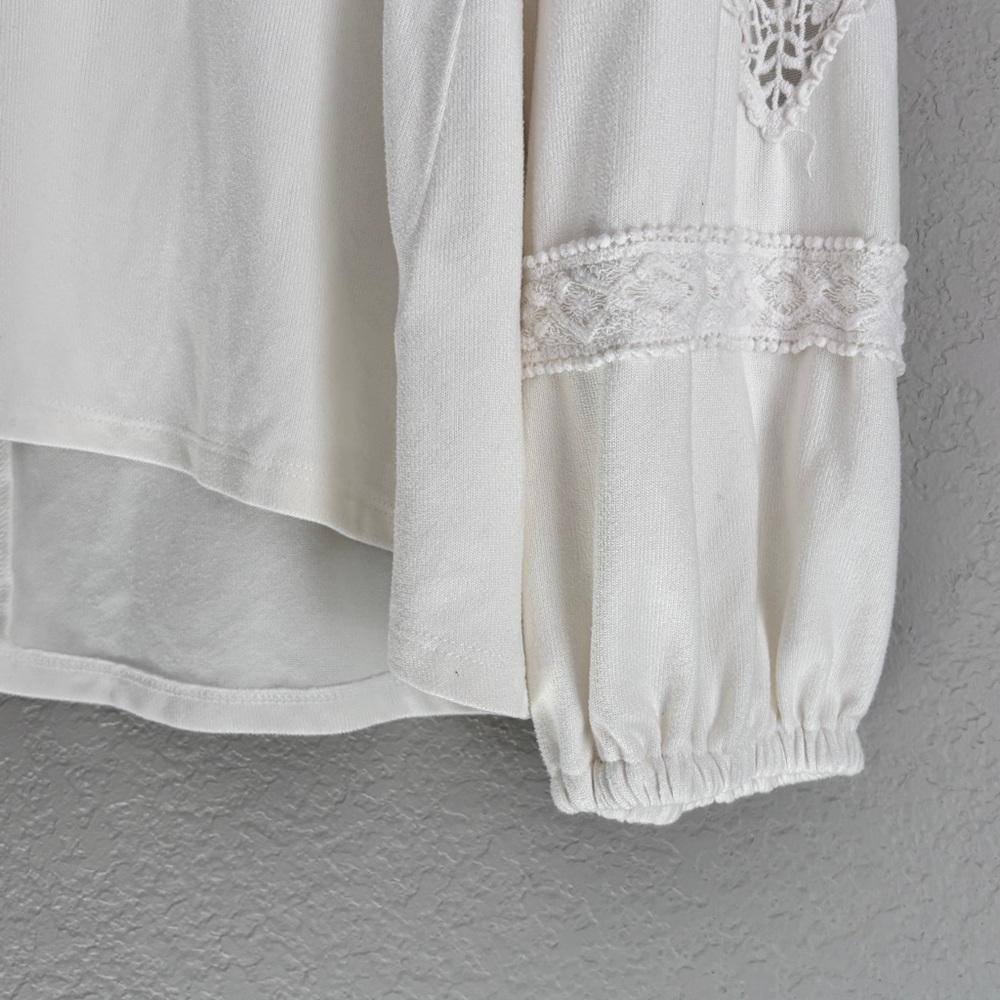 Maurices ivory Long sleeves knit Sleeves V-neck Blouse women’s M - Picture 5 of 10